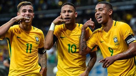Philippe Coutinho (l.) und Neymar (M.) schossen jeweils ein Tor