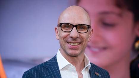 Jörg Löhr ist ein ehemaliger deutscher Handballnationalspieler