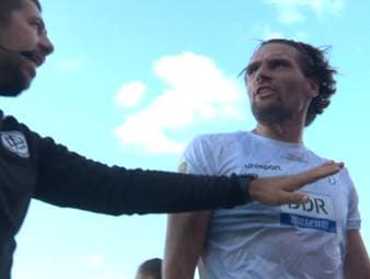 Die Nerven liegen beim VfL Wolfsburg in der 1. Pokalrunde zwischenzeitlich blank. Die VSG Altglienicke bringt die Wölfe an den Rande der Niederlage - bei einer Auswechslung wird es hitzig.
