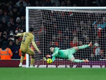 Arsenal jubelt nach Elfer-Krimi