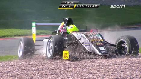 Mick Schumacher am Sachsenring im Kies