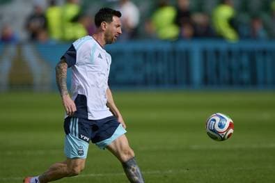 Messi glänzt in Angola