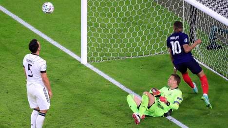 Mats Hummels erzielte ein Eigentor gegen Frankreich