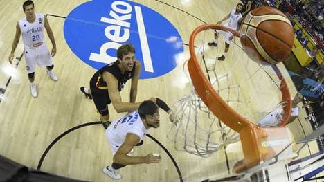 Dirk Nowitzki bei der Basketball-EM gegen Italien