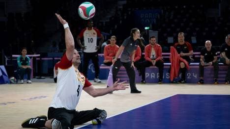 Heiko Wiesenthal beim Aufschlag