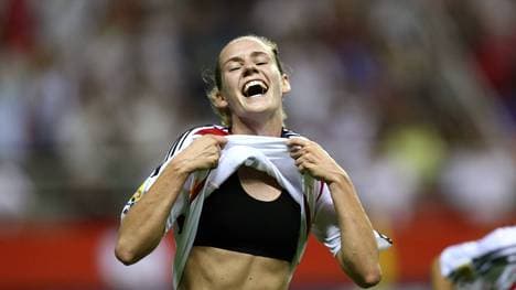 Besonders in Erinnerung geblieben ist Laudehrs entscheidendes Tor zum 2:0 im WM-Finale 2007 gegen Brasilien - und der dazugehörige Jubel