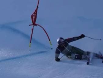 Spektakulär hatte Marcel Hirscher nach fünf Jahren sein Ski-Comeback gegeben. Jetzt ist die Saison für den Ausnahmefahrer wegen eines Kreuzbandrisses gelaufen. Selbst ein Karriereende steht nun im Raum.