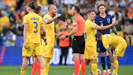 Rumänien verabschiedet sich emotional von der Euro. 