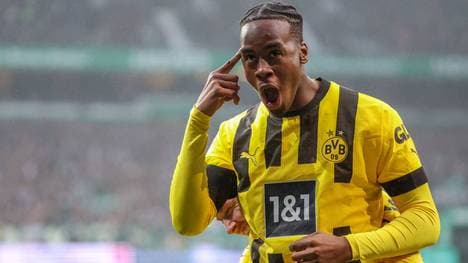 Jamie Bynoe Gittens schoss den BVB mit einem Knaller bei Werder Bremen in Führung