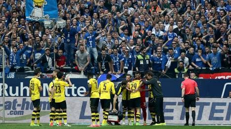 FC Schalke 04 v Borussia Dortmund - Bundesliga