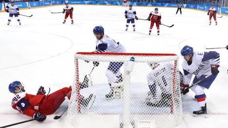 Südkorea (in weiß) unterlag den Tschechen nur knapp.