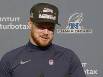 Seahawks-Quarterback Sam Darnold äußert sich zum QB-Rennen um eine Super-Bowl-Teilnahme des 2018er Drafts. Der 28-Jährige konnte sich gegen Stars wie Josh Allen, Lamar Jackson und Baker Mayfield durchsetzen und vor diesen den Super Bowl erreichen.