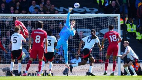 Bernd Leno und der FC Fulham setzt sich gegen Liverpool durch
