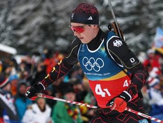Finger gebrochen! Pause für deutschen Biathleten