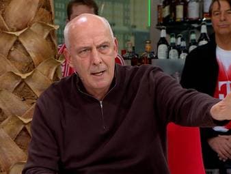 Mario Basler äußert sich im SPORT1-Doppelpass kritisch zu Lennart Karl und stellt eine steile These auf, der Stefan Effenberg widerspricht.