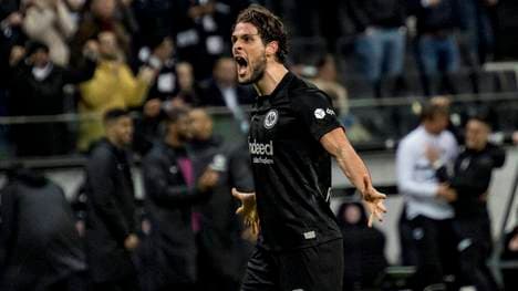 Eintracht Frankfurt trifft auf den FC Barcelona