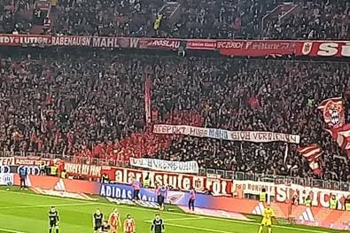 Bayern-Fans beleidigen 1860-Präsident