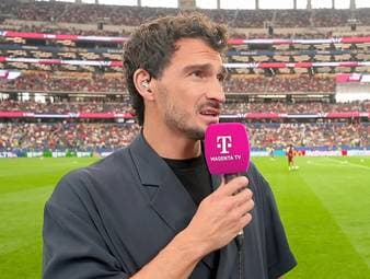 Mats Hummels lobt vor dem anstehenden WM-Halbfinale zwischen Frankreich und Spanien Michel Olise über den Klee. Über die Positionsfrage bei dessen Klub Bayern München hat er eine klare Meinung. 