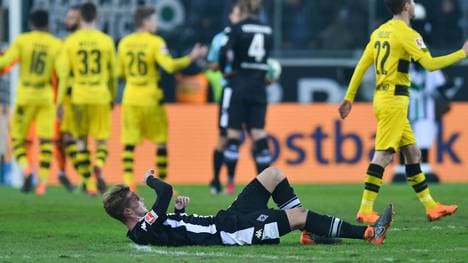 FBL-GER-BUNDESLIGA-MOENCHENGLADBACH-DORTMUND