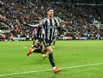 Spätes Tor hält Woltemades Titeltraum am Leben