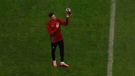 Achraf Hakimi wurde vor dem Auftakt des Afrika-Cup geehrt