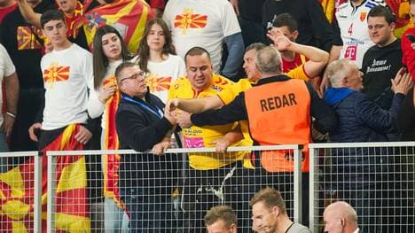 Nordmazedonische Fans fielen nach dem Schlusspfiff negativ auf