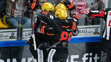 Joseph Cramarossa erzielte einen Hattrick