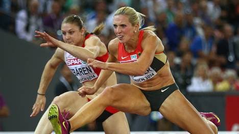 Leichtathletik-Hürdenlauf-Cindy Roleder
