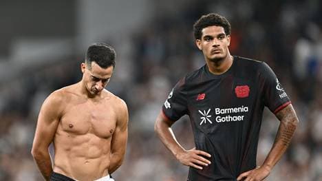 Hängende Köpfe bei den Leverkusener Spielern