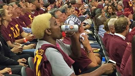 Andrew Bynum wurde 2012 in All-NBA Second Team, also unter die zehn besten Spieler der Liga - gewählt