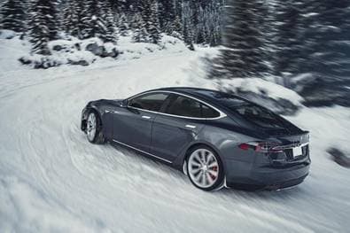 Wichtige Tipps: Mit dem E-Auto durch den Winter