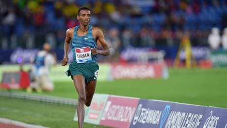 Lamecha Girma stellt einen neuen Weltrekord auf