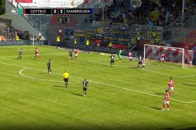 Sechs-Tore-Spektakel bei Traditionsduell