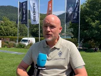 Im exklusiven SPORT1-Interview spricht Gladbach-Sportchef Rouven Schröder über Nachwuchsstar Wael Moya und erklärt dabei auch dessen Rolle im Team.