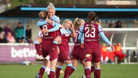 Julia Simic steht derzeit bei West Ham United unter Vertrag