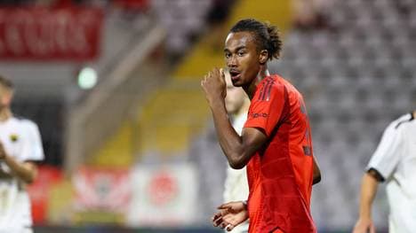 Jonah Kusi-Asare im Bayern-Trikot