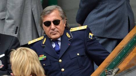 Ilie Nastase fiel durch sein rüpelhaftes Benehmen auf