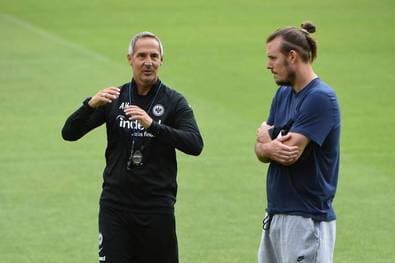 Hütter holt Eintracht-Legende zurück