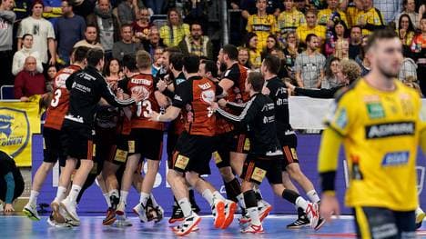 Hannover feierte nach dem Treffer von Morten Olsen