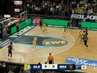 Spiel Highlights zu EWE Baskets Oldenburg - Basketball Löwen Braunschweig
