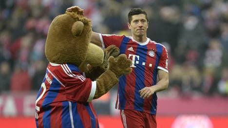 Robert Lewandowski vor dem Spiel SC Paderborn - FC Bayern