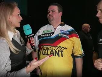 Nach seinem bitteren Ausscheiden gegen Luke Humphries kommt Gabriel Clemens spontan zum SPORT1-Interview und beweist da wahre Größe.