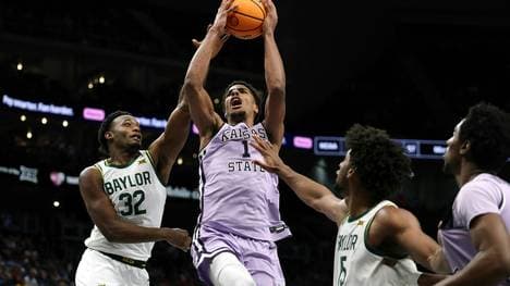 N'Guessan ist 2,06 m groß 