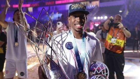 Räumt alles ab: TJ Shorts