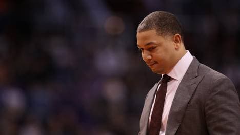 Cleveland Cavaliers v Phoenix Suns