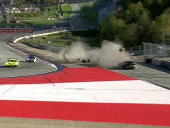 Auf dem Red Bull Ring wird es beim ADAC GT Masters rasant - unter anderem für Hubert Haupt, dessen Auto völlig zerlegt wurde. 