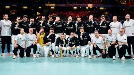 Silber macht hungrig: Das DHB-Team in Lille