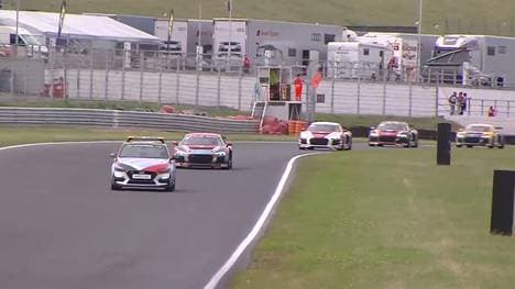 Das erste Rennen des Audi Sport Seyfarth R8 LMS Cup in Most musste abgebrochen werden