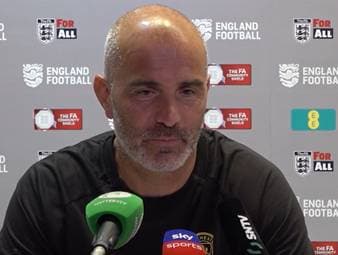 Enzo Maresca analysiert die 0:3-Niederlage von Manchester City gegen Arsenal: Natürlich fehle Rodri, der Weltmeister sei unverzichtbar. Doch dem Trainer gefiel ebenso das Debüt von Elliot Anderson.