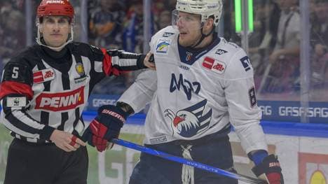 David Wolf verlässt die Adler Mannheim nach acht Jahren